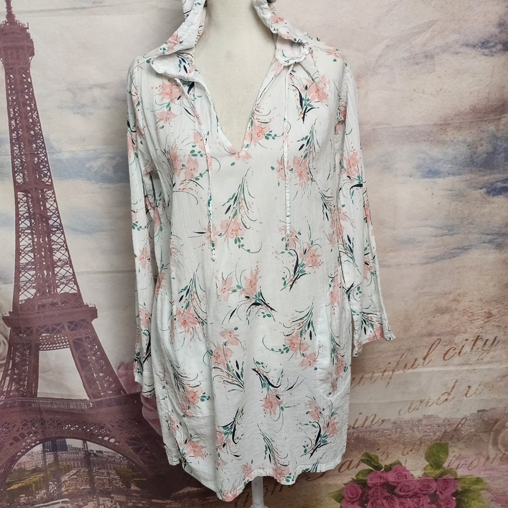 Carve Designs Gia Coverup Pink and Green Cloud Bouquet - Picture 5 of 12